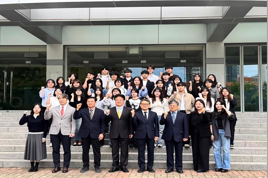 [졸업생 사진촬영]